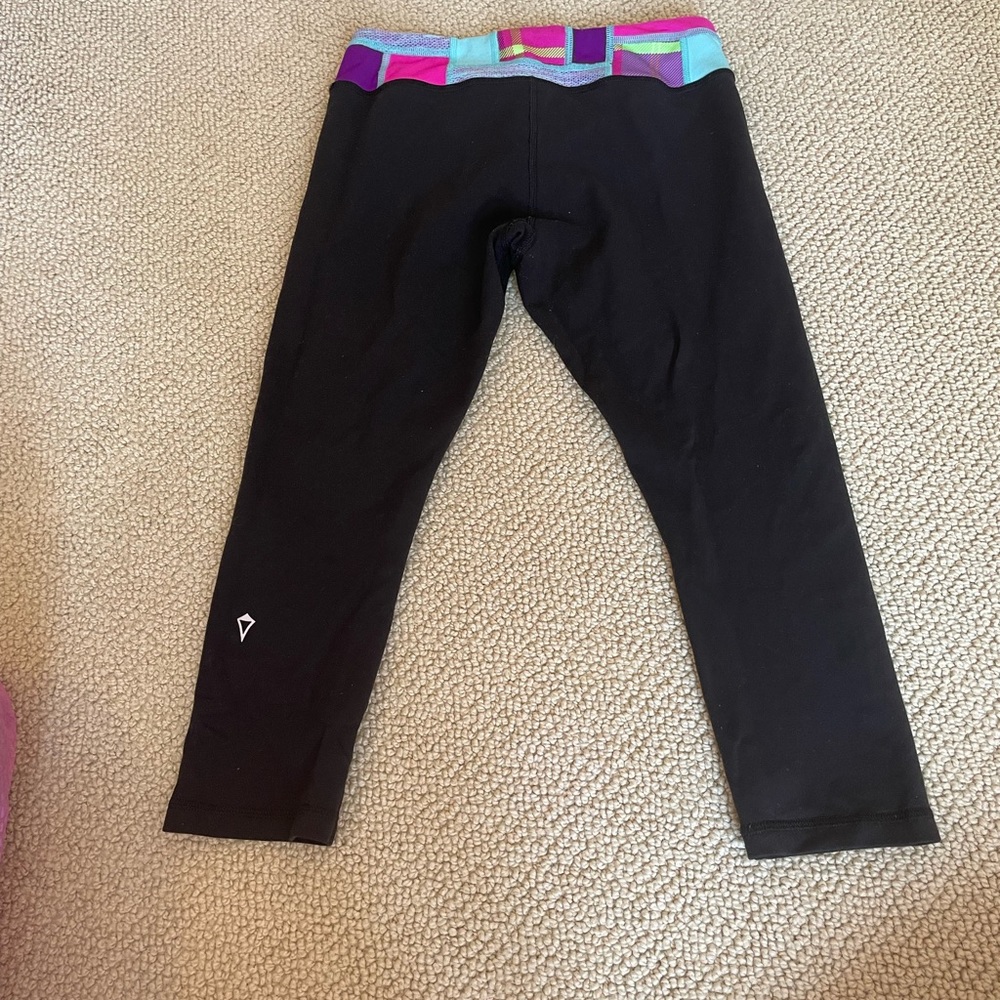 Kid’s reversible cropped leggings